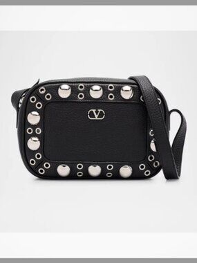 Valentino Garavani NWT Nellcote Studded Leather Camera Crossbody Bag ($2350)